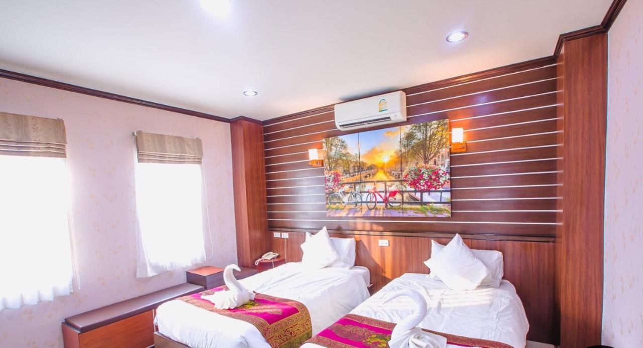 Bander Hotel Phu Khieo Exterior foto
